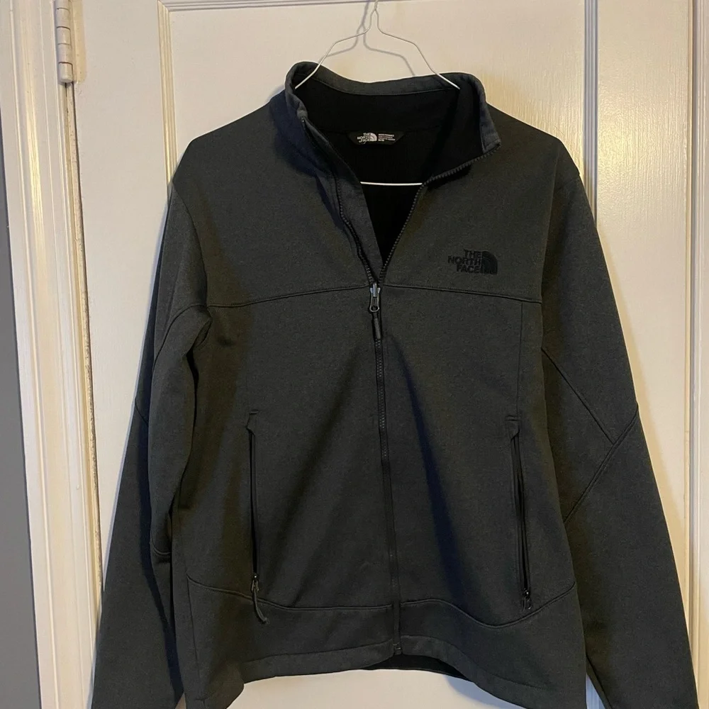 The North Face Men's Dark Gray Performance Windwall Jacket Size Medium